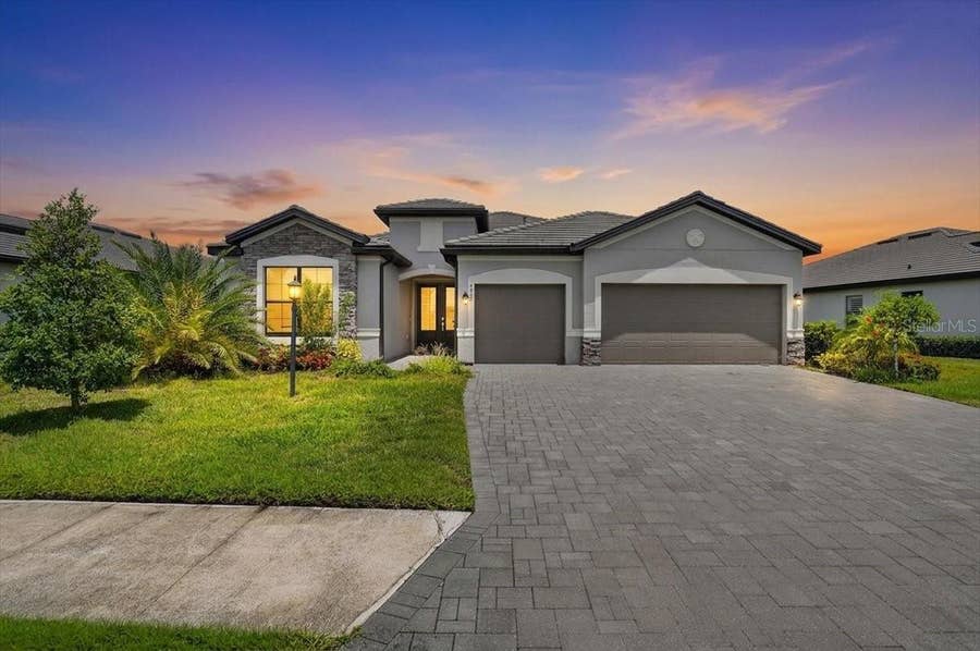 Property photo for 4967 SEAFOAM TRAIL, Bradenton, FL