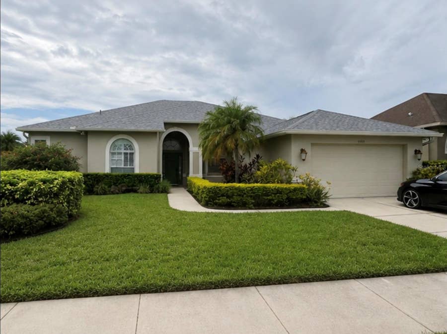 Property photo for 4910 FLAGSTONE DRIVE, Sarasota, FL