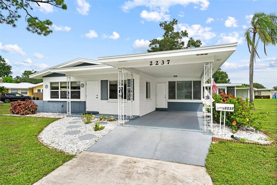 Property photo for 2237 2ND AVENUE E, Bradenton, FL