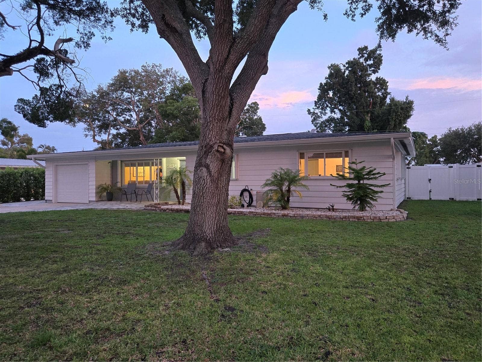 3134 IRVING STREET, Sarasota, FL 34237 3134 IRVING STREET, Sarasota, FL 34237