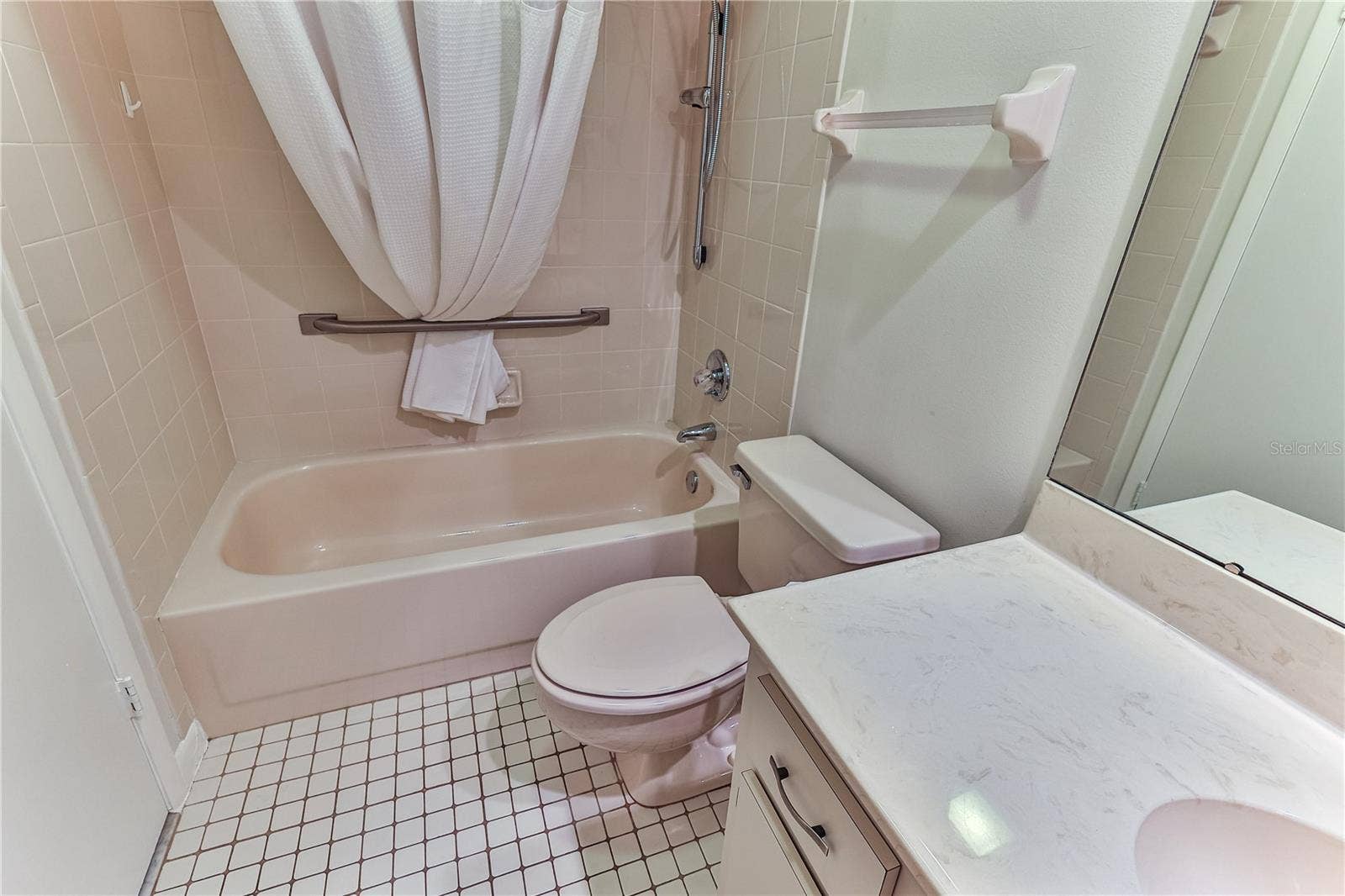 3333 S LIVERPOOL POINT, Inverness, FL 34452 Bathroom 2