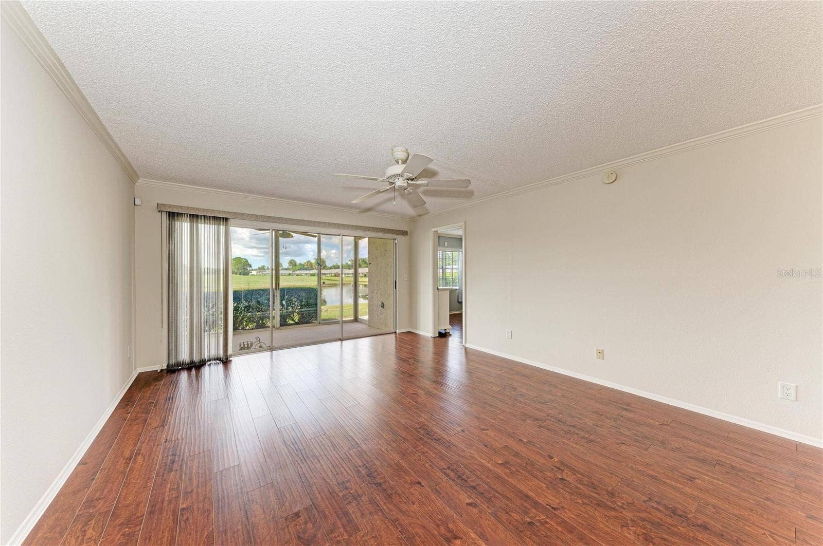 6999 W COUNTRY CLUB DRIVE N, #123, Sarasota, FL 34243 6999 W COUNTRY CLUB DRIVE N, #123, Sarasota, FL 34243
