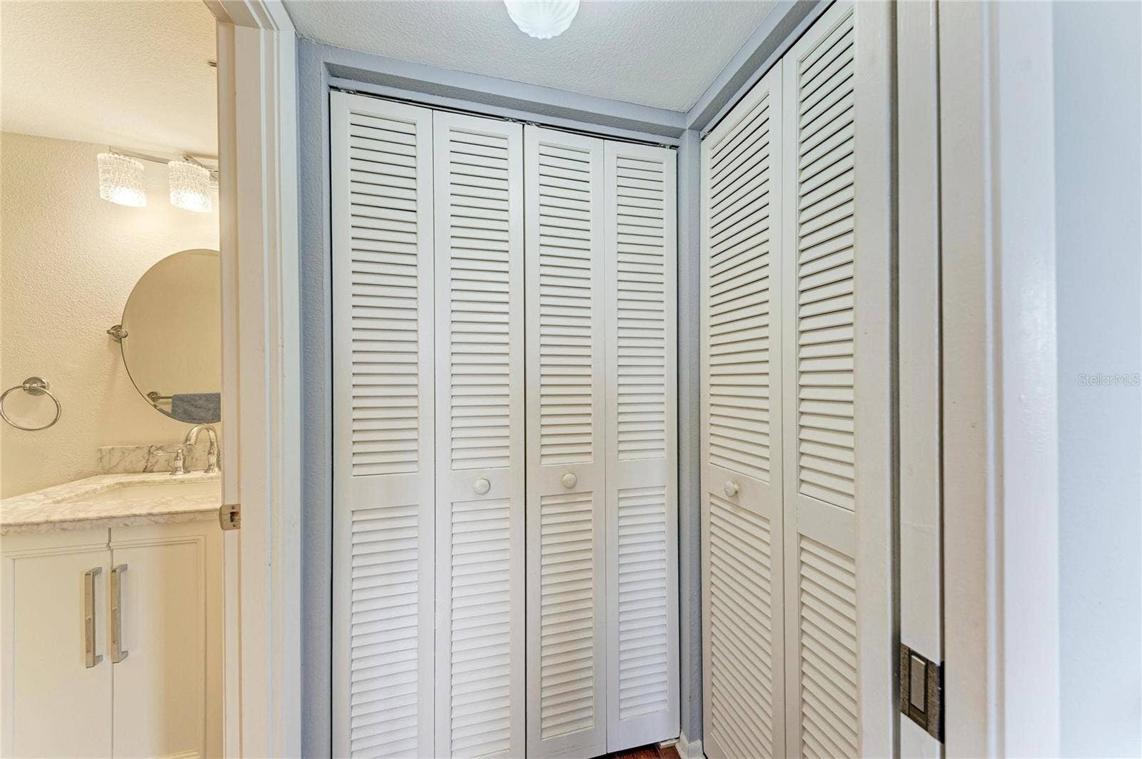 6999 W COUNTRY CLUB DRIVE N, #123, Sarasota, FL 34243 6999 W COUNTRY CLUB DRIVE N, #123, Sarasota, FL 34243