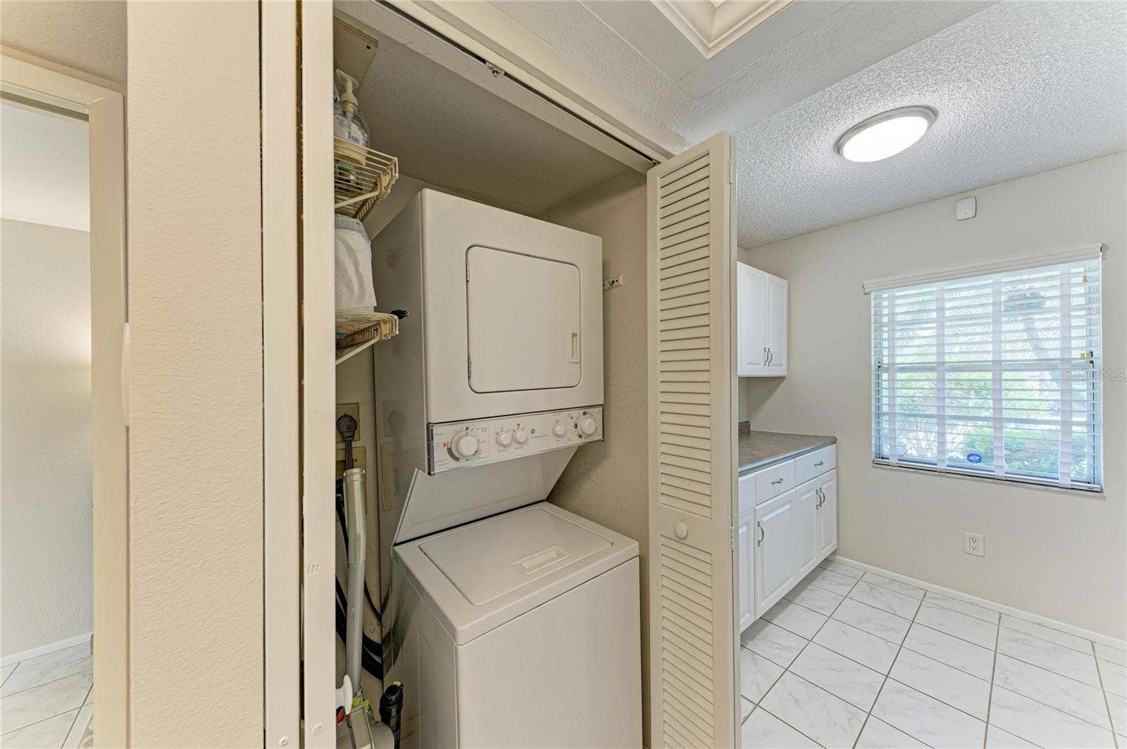 6999 W COUNTRY CLUB DRIVE N, #123, Sarasota, FL 34243 6999 W COUNTRY CLUB DRIVE N, #123, Sarasota, FL 34243