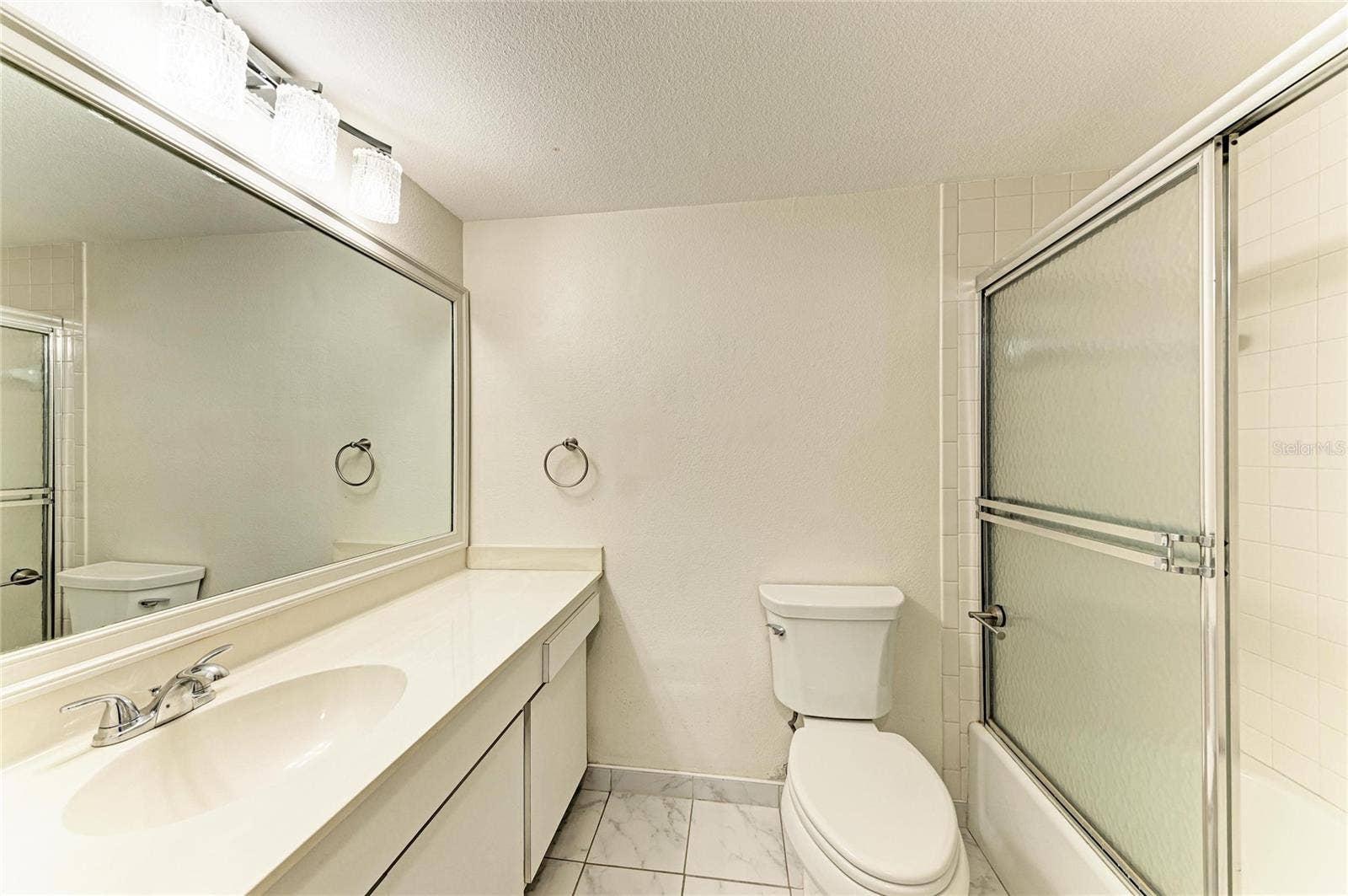 6999 W COUNTRY CLUB DRIVE N, #123, Sarasota, FL 34243 6999 W COUNTRY CLUB DRIVE N, #123, Sarasota, FL 34243