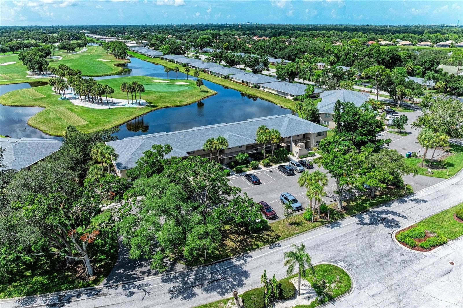 6999 W COUNTRY CLUB DRIVE N, #123, Sarasota, FL 34243 6999 W COUNTRY CLUB DRIVE N, #123, Sarasota, FL 34243