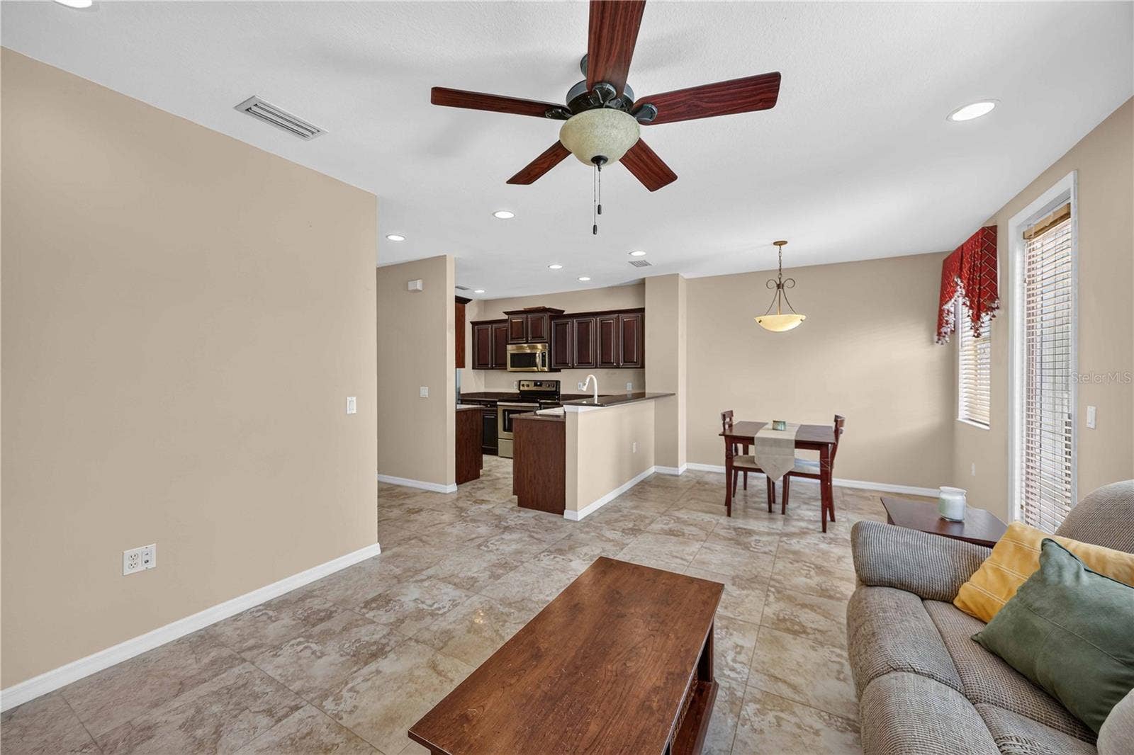 5653 WHITEHEAD STREET, Bradenton, FL 34203