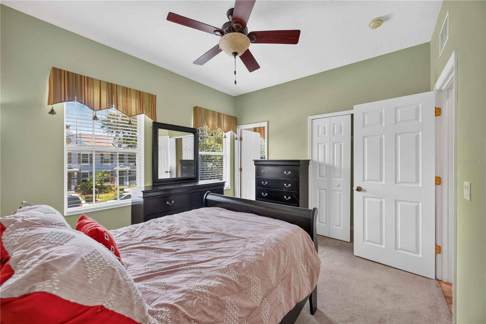5653 WHITEHEAD STREET, Bradenton, FL 34203