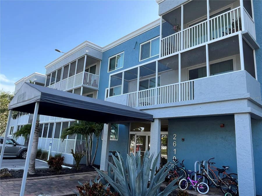 Property photo for 2610 COCONUT BAY LN LANE, #733, Sarasota, FL