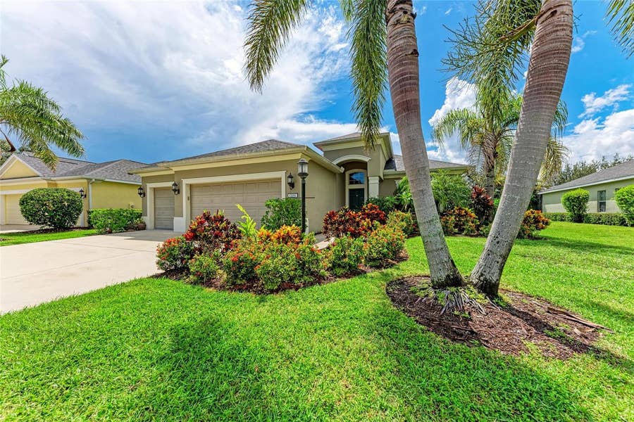 Property photo for 12051 FOREST PARK CIRCLE, Bradenton, FL
