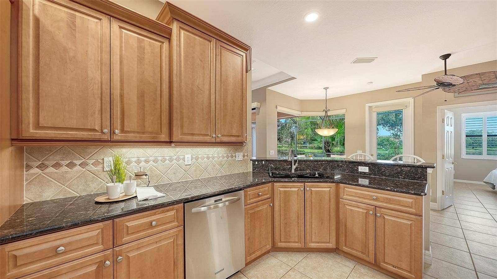 649 CRANE PRAIRIE WAY, Osprey, FL 34229