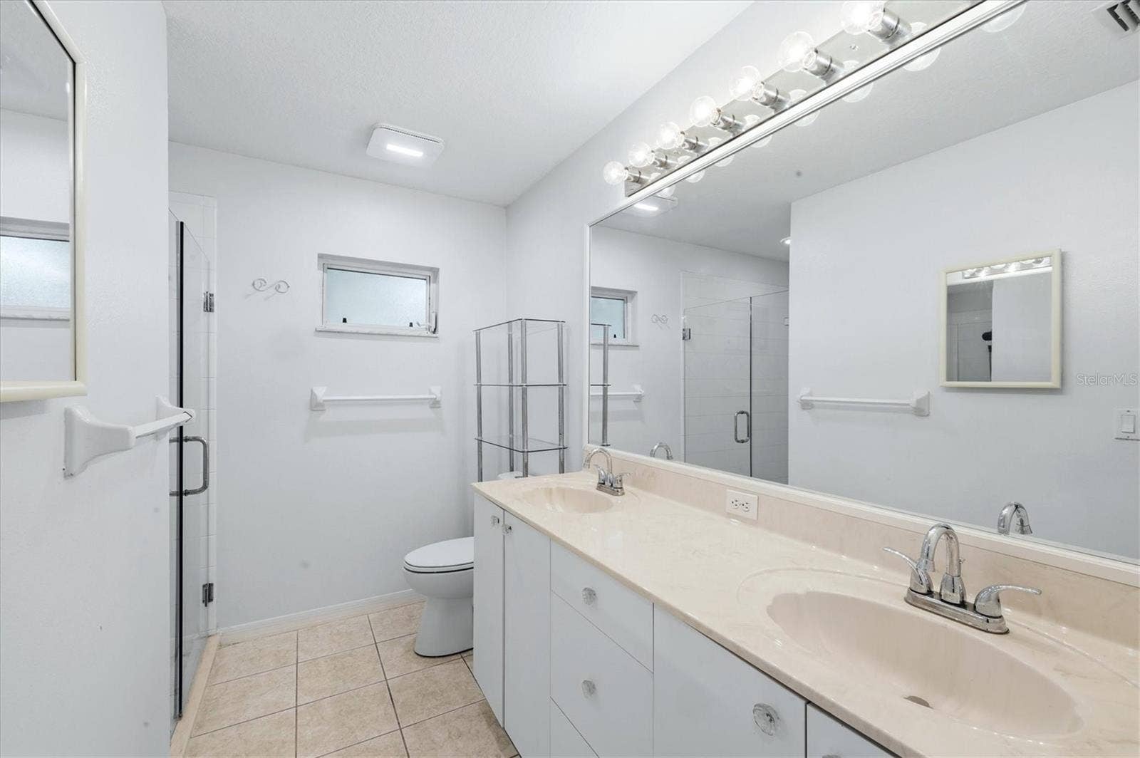 4380 IOLA DRIVE, Sarasota, FL 34231 Primary Bathroom