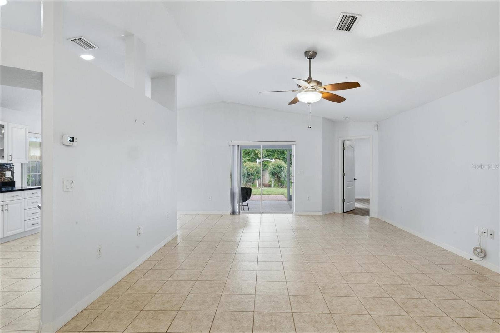 4380 IOLA DRIVE, Sarasota, FL 34231 Great Room
