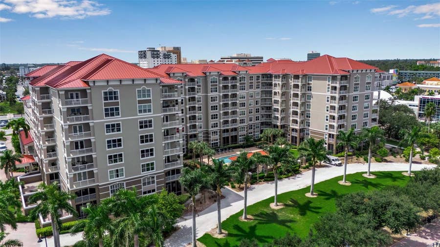Property photo for 808 3RD AVENUE W, #307, Bradenton, FL