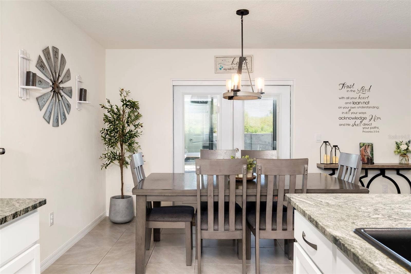 5118 ROCKY COAST PLACE, Palmetto, FL 34221 eat in kitchen table