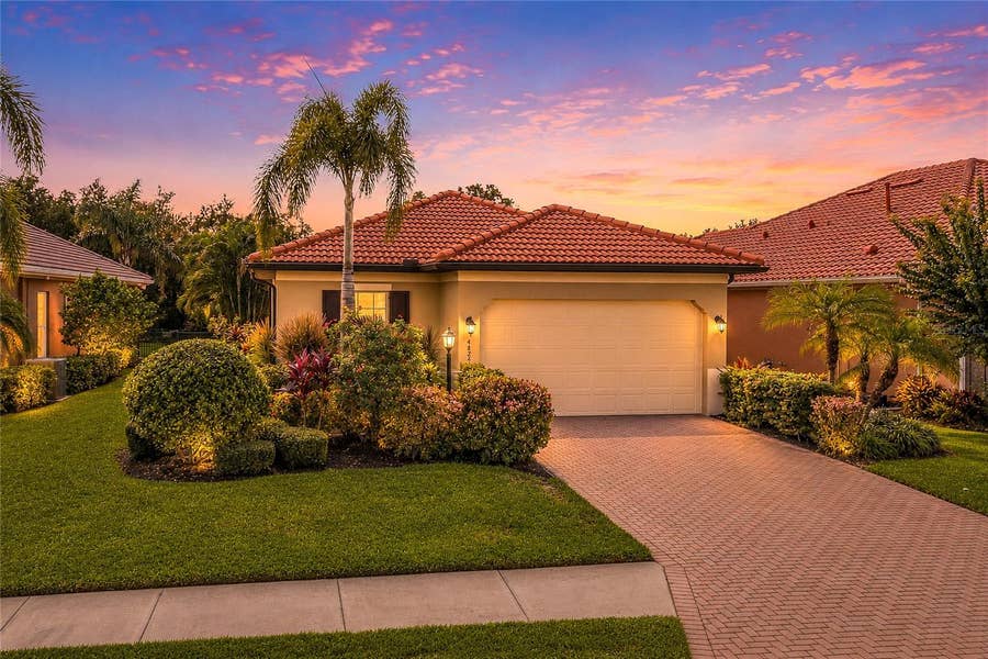 Property photo for 4629 ROYAL DORNOCH CIRCLE, Bradenton, FL