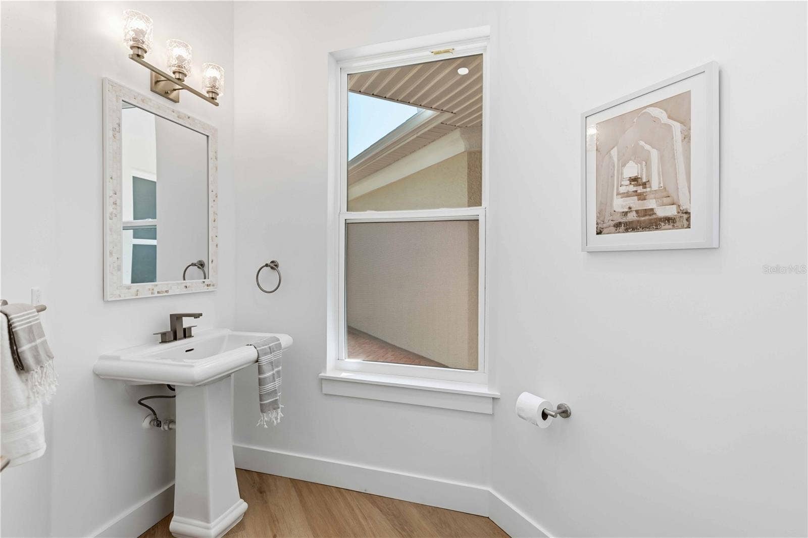 1354 TEAROSE PLACE, Sarasota, FL 34239 1/2 bath