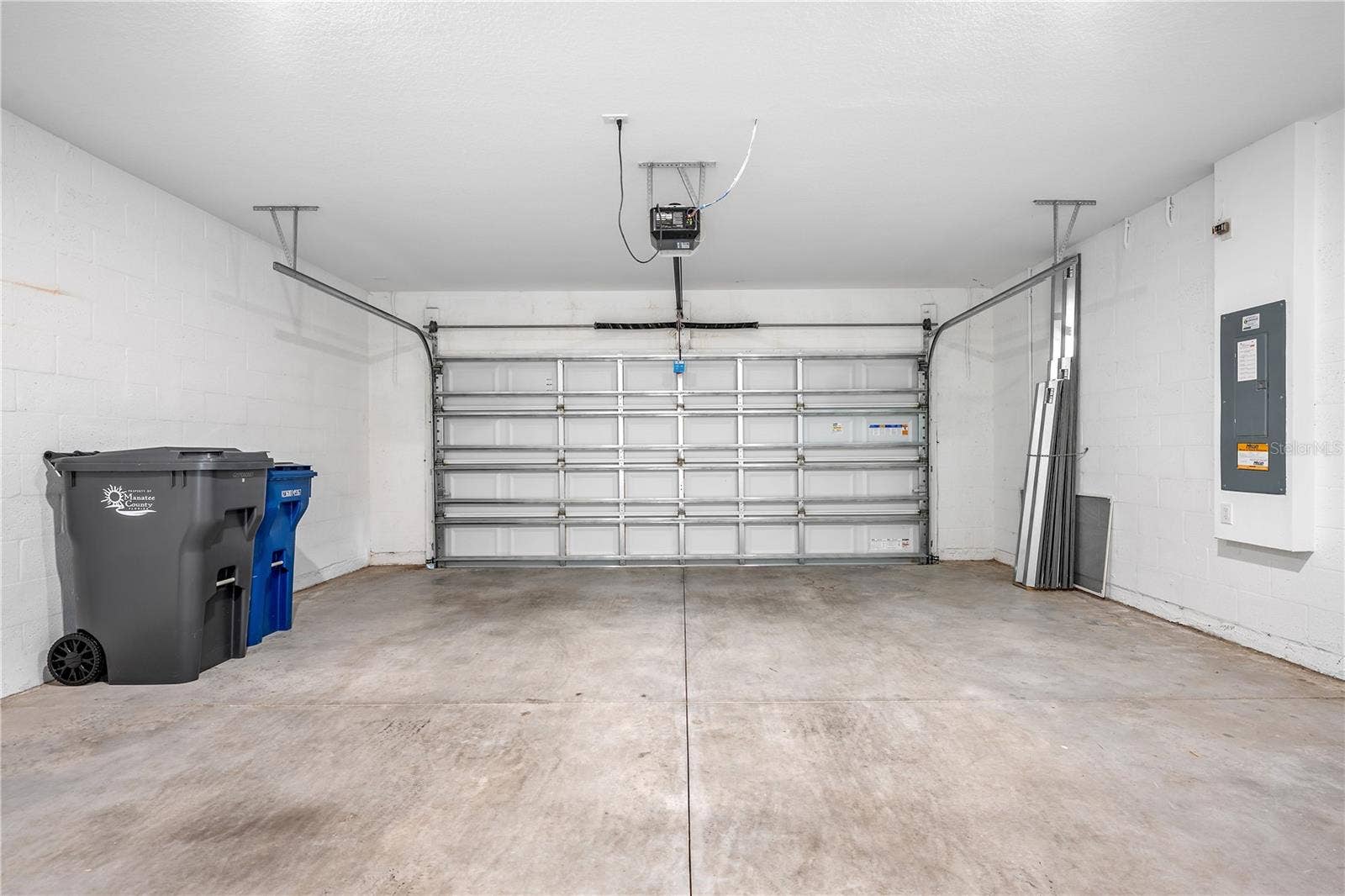 11252 FIELDSTONE DRIVE, Palmetto, FL 34221 11252 FIELDSTONE DRIVE, Palmetto, FL 34221