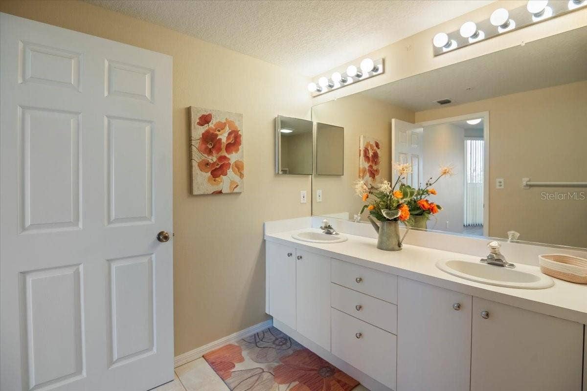 2625 TERRA CEIA BAY BOULEVARD, #206, Palmetto, FL 34221 Primary bath