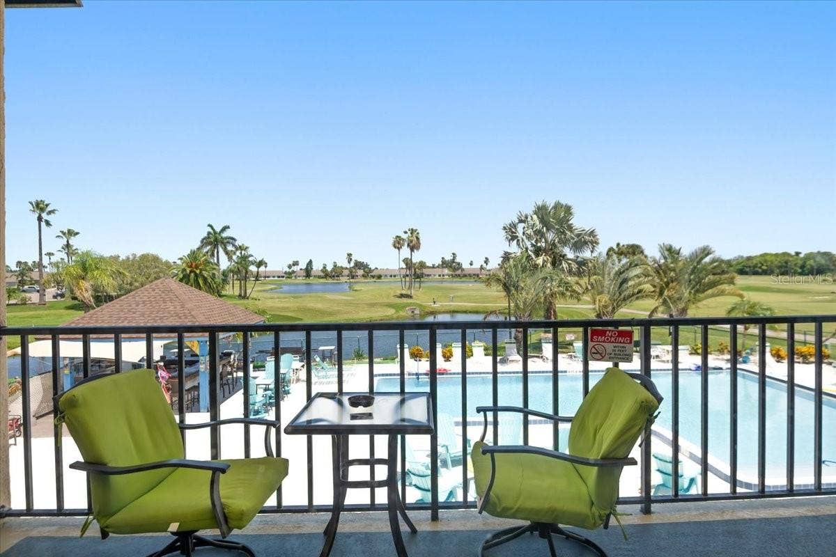 2625 TERRA CEIA BAY BOULEVARD, #206, Palmetto, FL 34221 Clubhouse pool