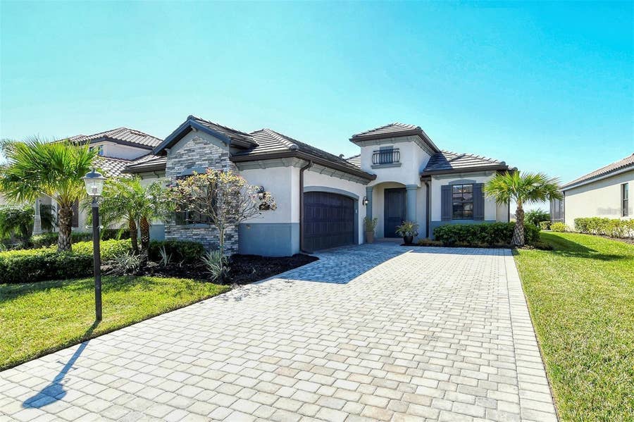 Property photo for 6132 CESSNA RUN, Bradenton, FL