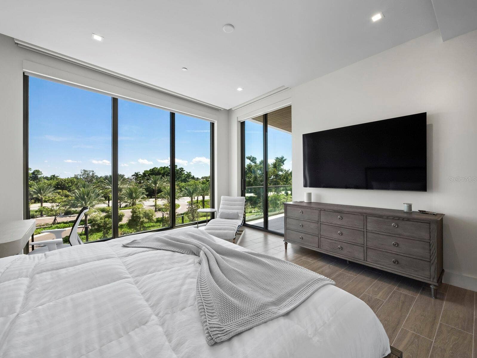 1591 GULF OF MEXICO DRIVE, #312, Longboat Key, FL 34228 1591 GULF OF MEXICO DRIVE, #312, Longboat Key, FL 34228