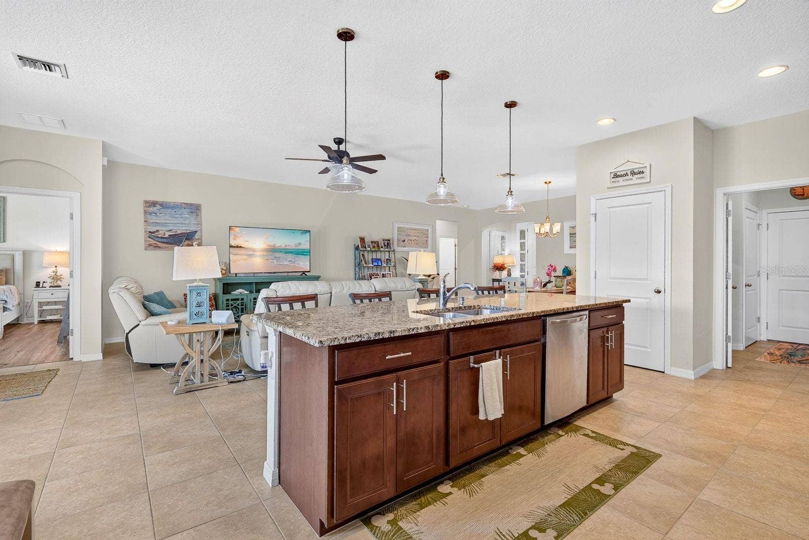 6435 DEVESTA LOOP, Palmetto, FL 34221 6435 DEVESTA LOOP, Palmetto, FL 34221