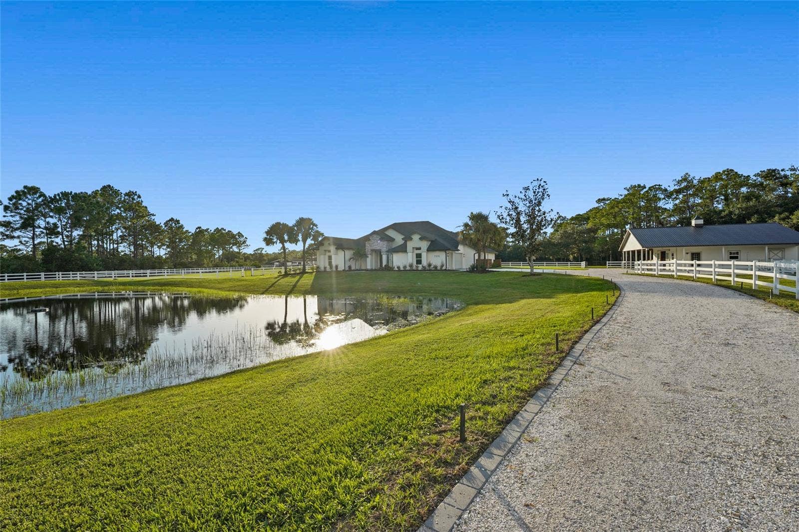 7310 201ST STREET E, Bradenton, FL 34202 7310 201ST STREET E, Bradenton, FL 34202