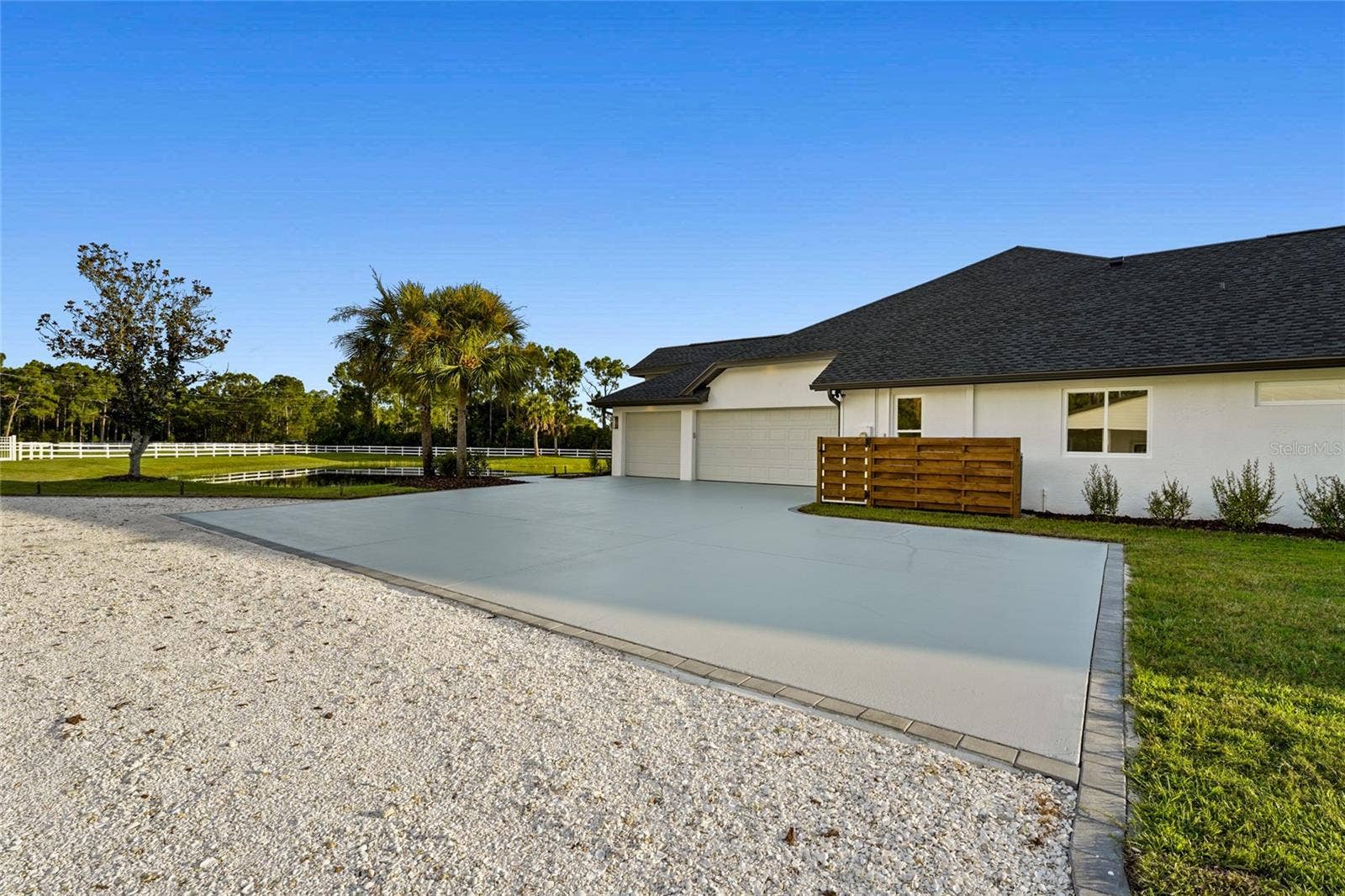 7310 201ST STREET E, Bradenton, FL 34202 7310 201ST STREET E, Bradenton, FL 34202
