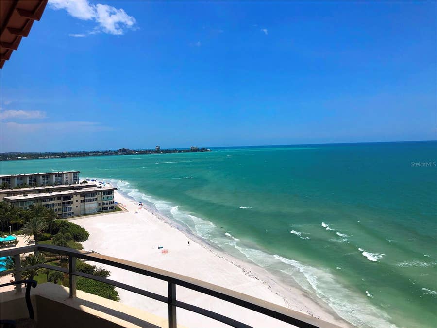 Property photo for 1750 BENJAMIN FRANKLIN DRIVE, #B, Sarasota, FL