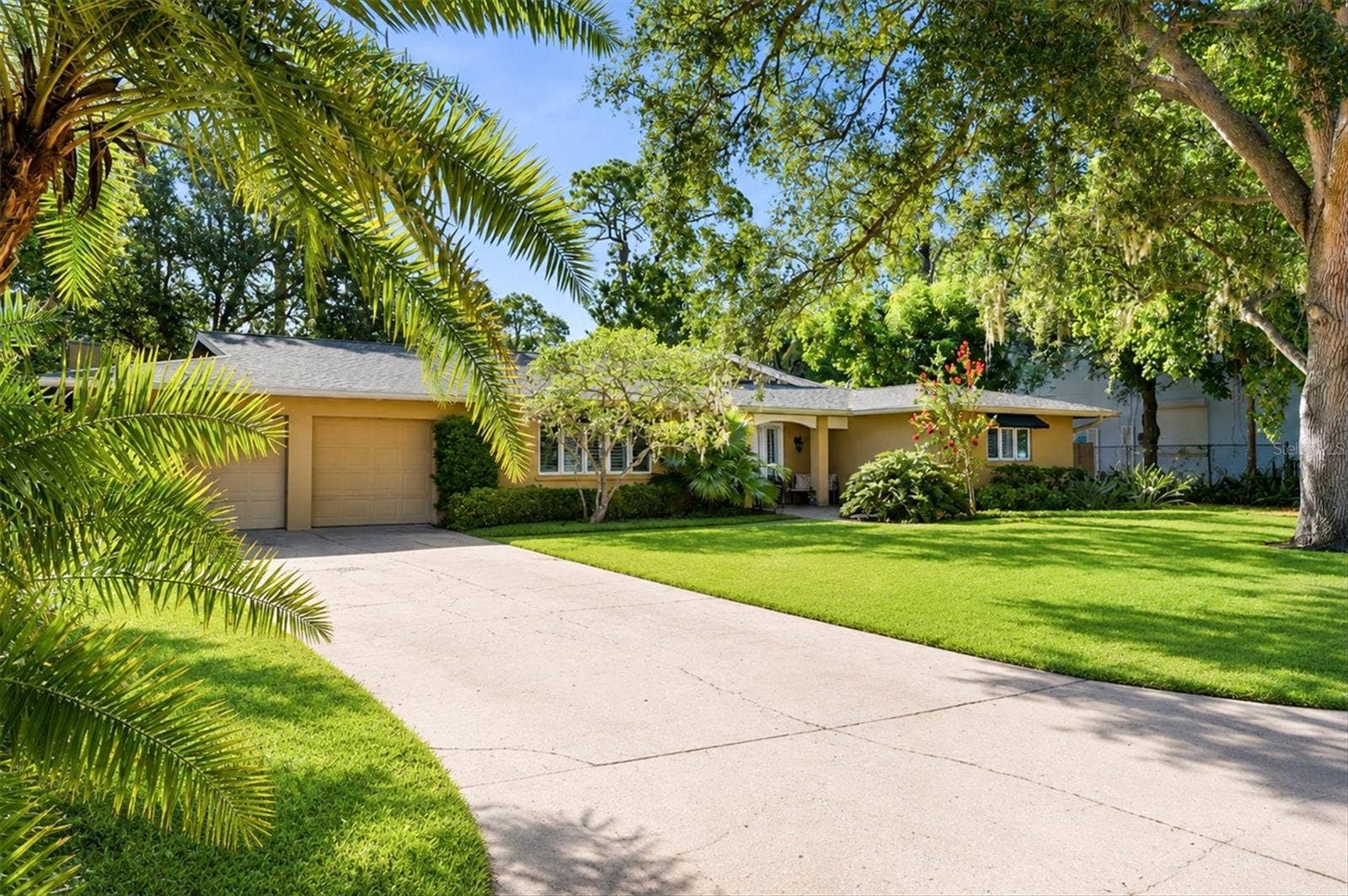 1041 CITRUS AVENUE, Sarasota, FL 34236 1041 CITRUS AVENUE, Sarasota, FL 34236
