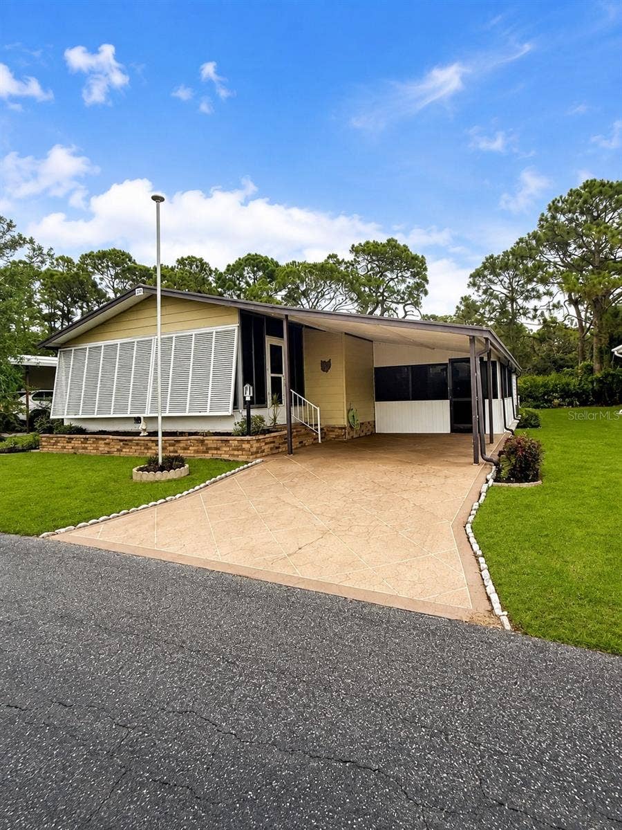 Property photo for 201 N FIJI CIRCLE, Englewood, FL