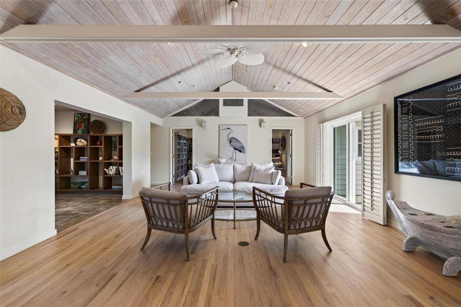 677 LANDS END DRIVE, Longboat Key, FL 34228 677 LANDS END DRIVE, Longboat Key, FL 34228