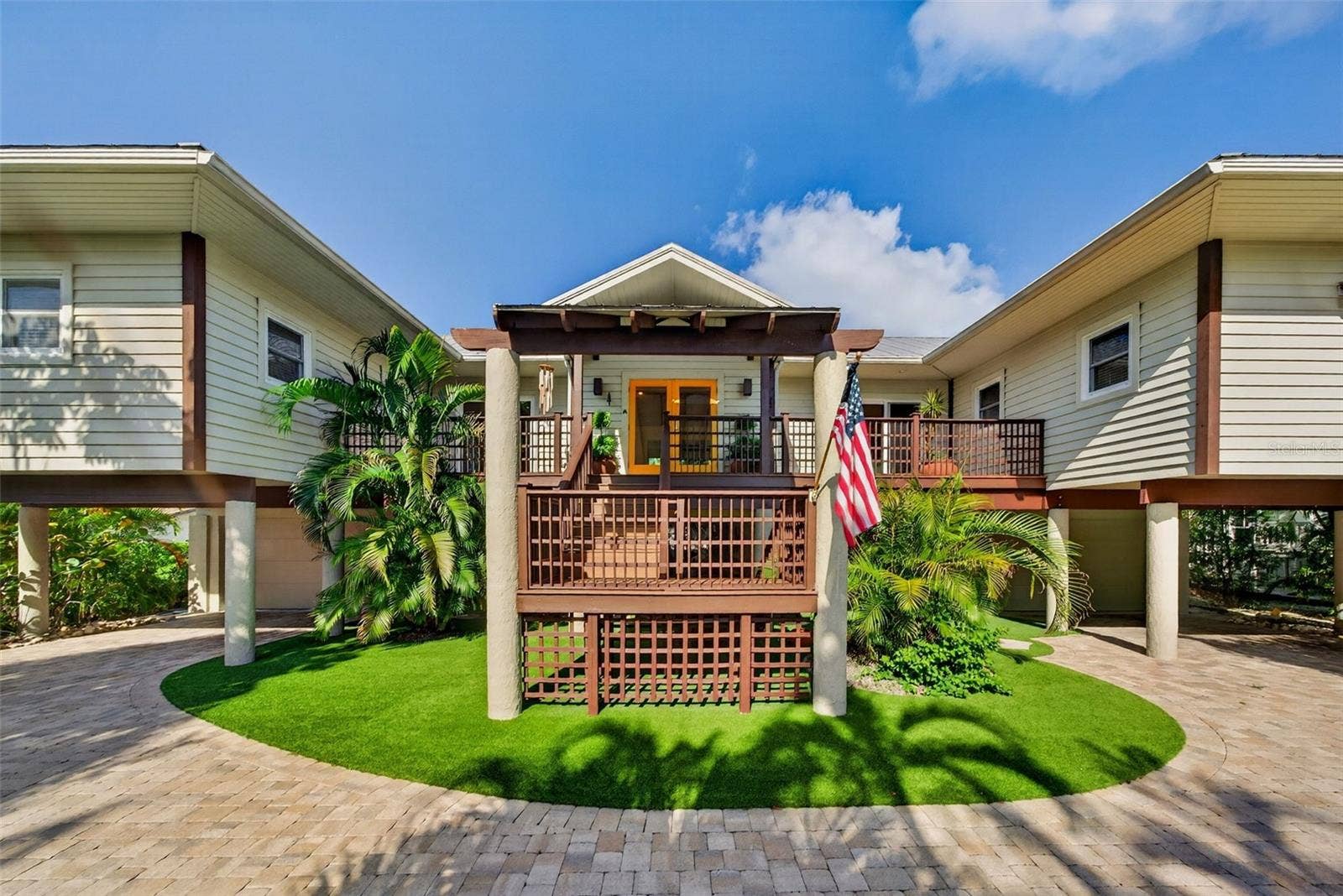 677 LANDS END DRIVE, Longboat Key, FL 34228 677 LANDS END DRIVE, Longboat Key, FL 34228
