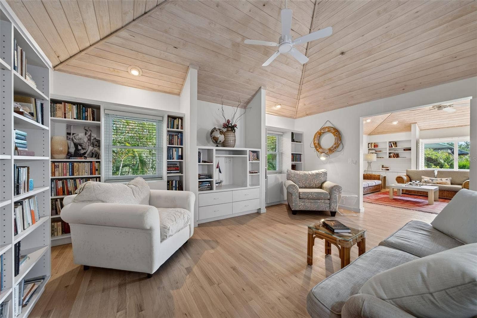 677 LANDS END DRIVE, Longboat Key, FL 34228 677 LANDS END DRIVE, Longboat Key, FL 34228