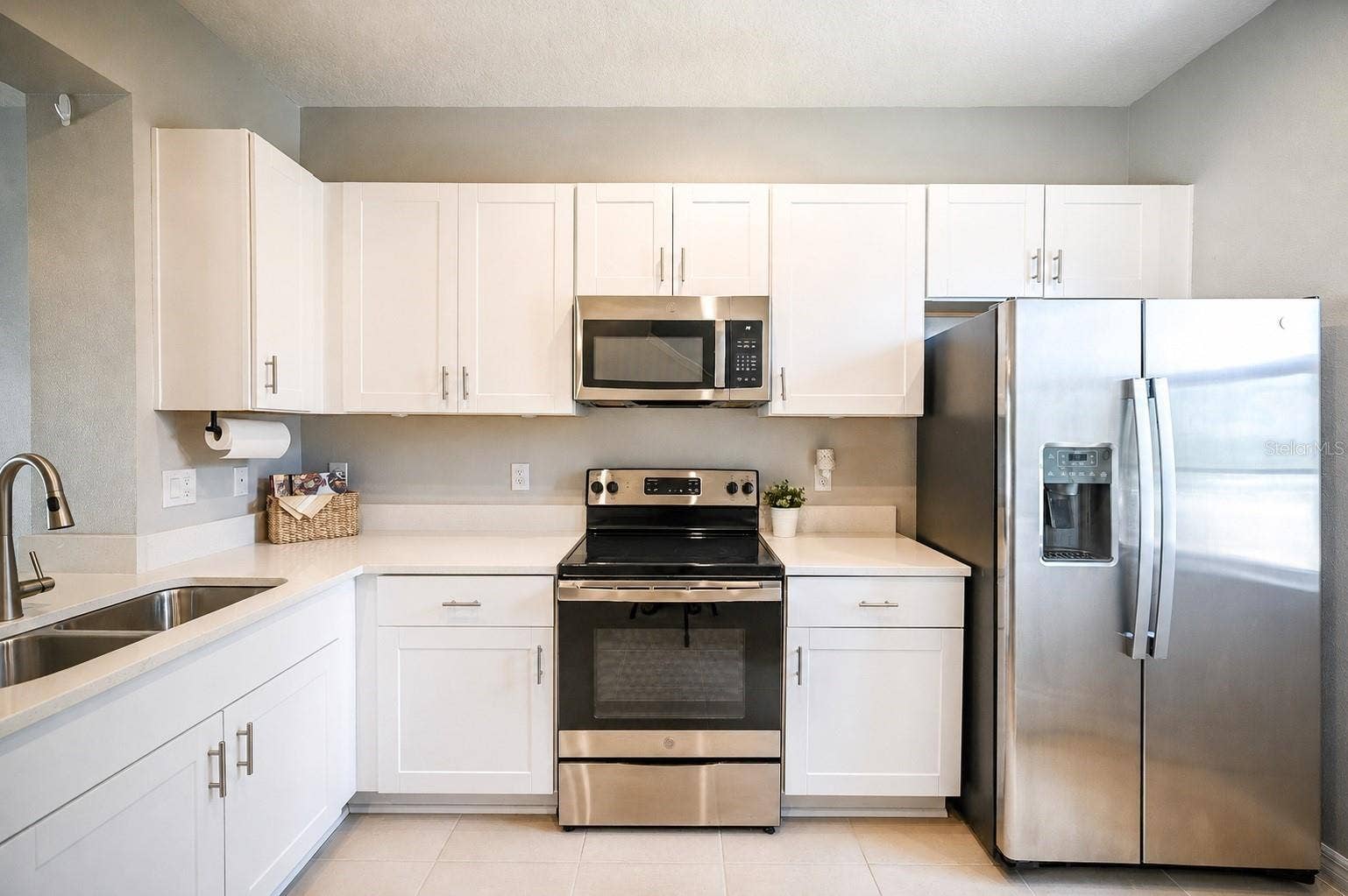6130 FAIRMONT LANE, Palmetto, FL 34221 Kitchen
