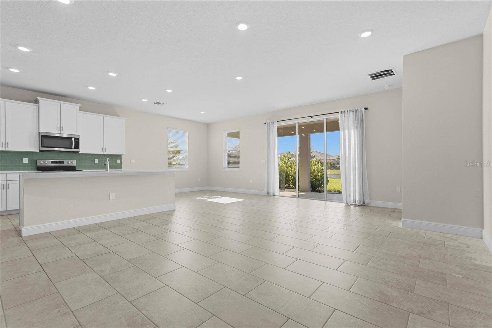 18030 TAVERNSIDE TRAIL, Bradenton, FL 34211 Open concept living area