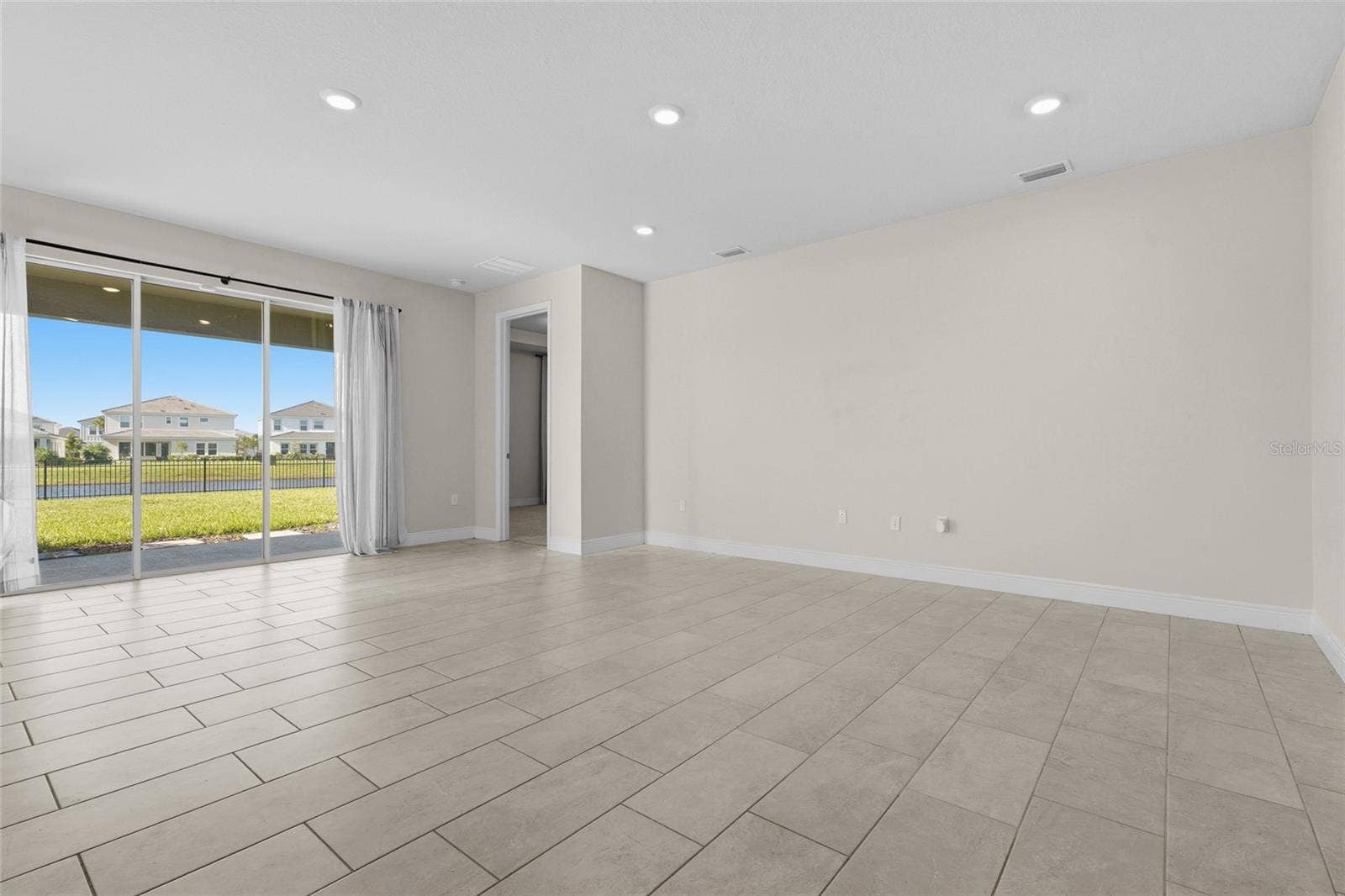 18030 TAVERNSIDE TRAIL, Bradenton, FL 34211 18030 TAVERNSIDE TRAIL, Bradenton, FL 34211
