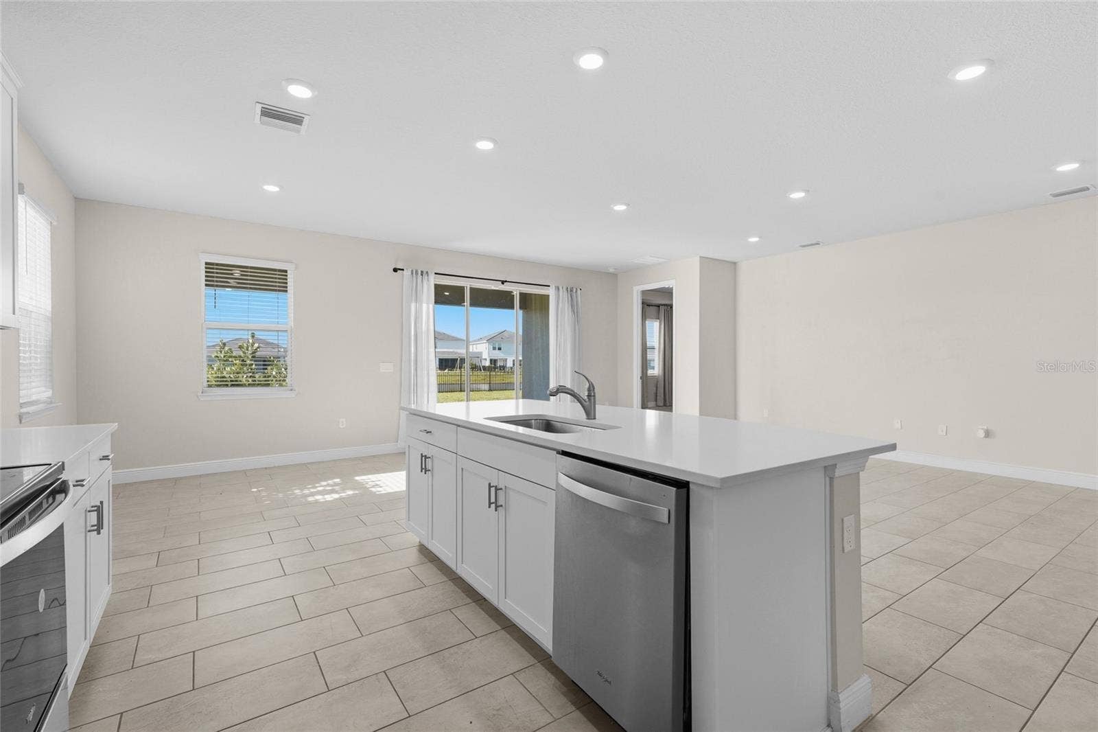 18030 TAVERNSIDE TRAIL, Bradenton, FL 34211 18030 TAVERNSIDE TRAIL, Bradenton, FL 34211