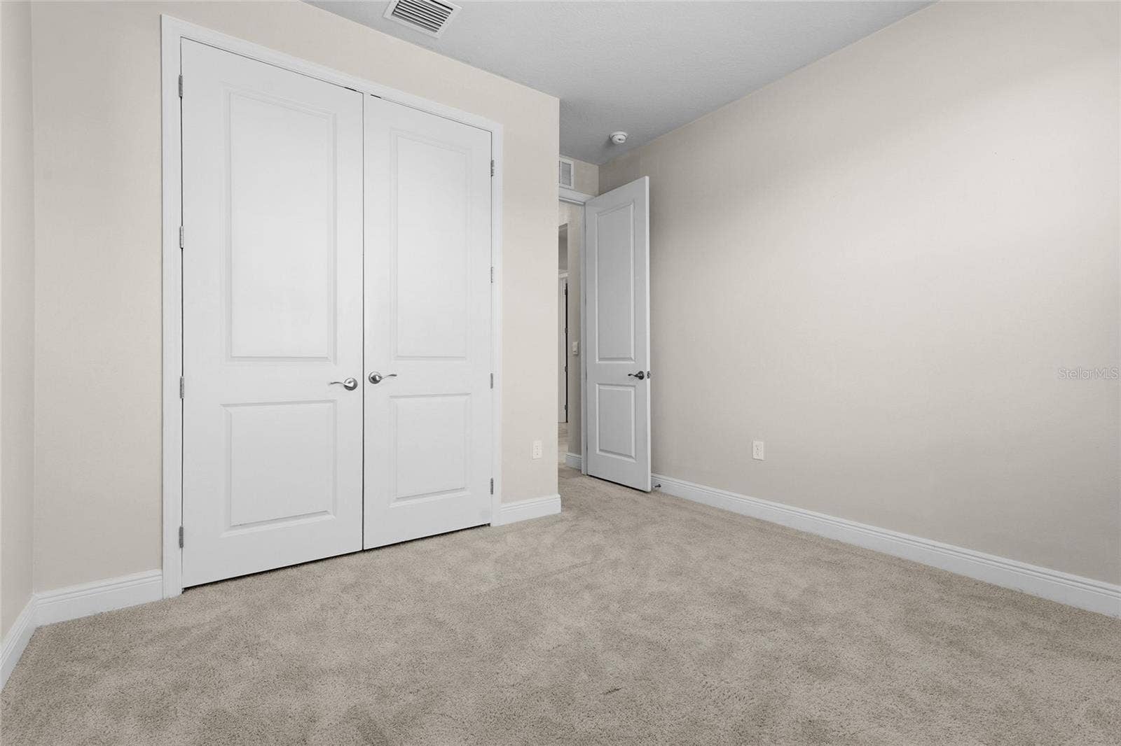 18030 TAVERNSIDE TRAIL, Bradenton, FL 34211 18030 TAVERNSIDE TRAIL, Bradenton, FL 34211