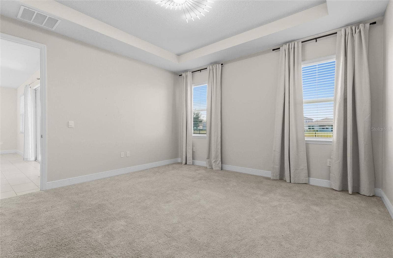 18030 TAVERNSIDE TRAIL, Bradenton, FL 34211 Primary suite