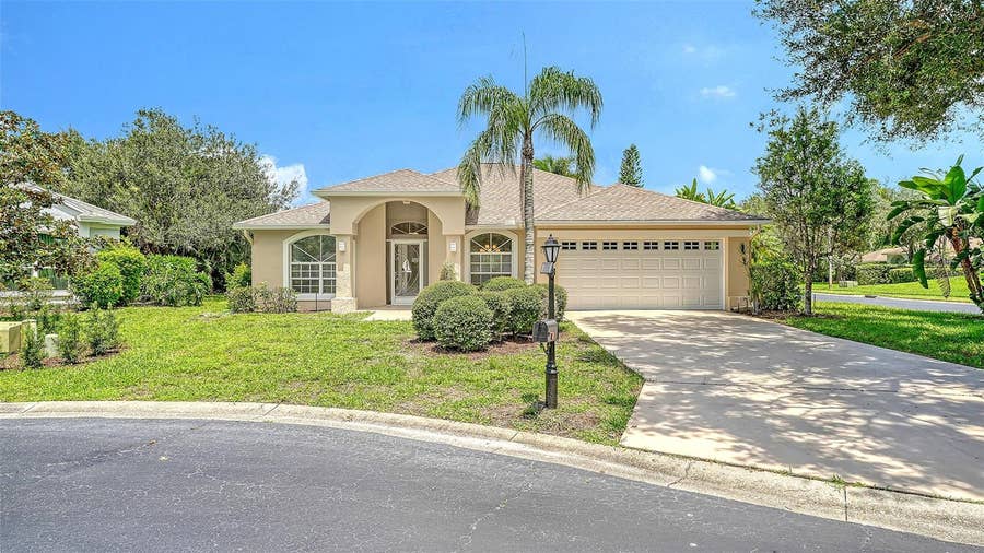 Property photo for 23 ARBOR OAKS DRIVE, Sarasota, FL