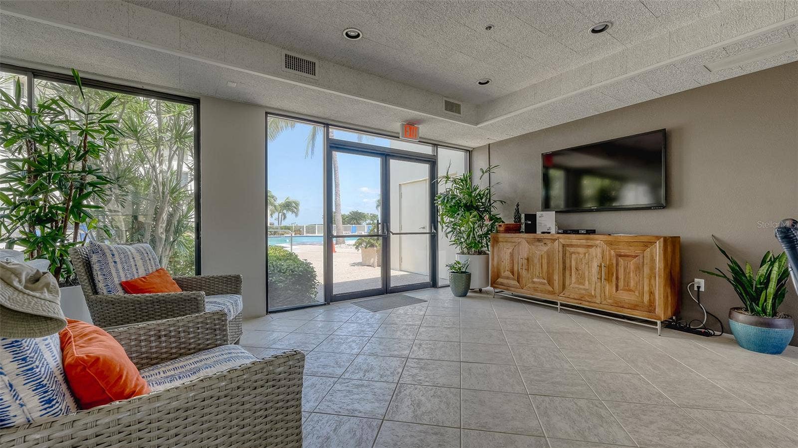 1916 HARBOURSIDE DRIVE, #804, Longboat Key, FL 34228