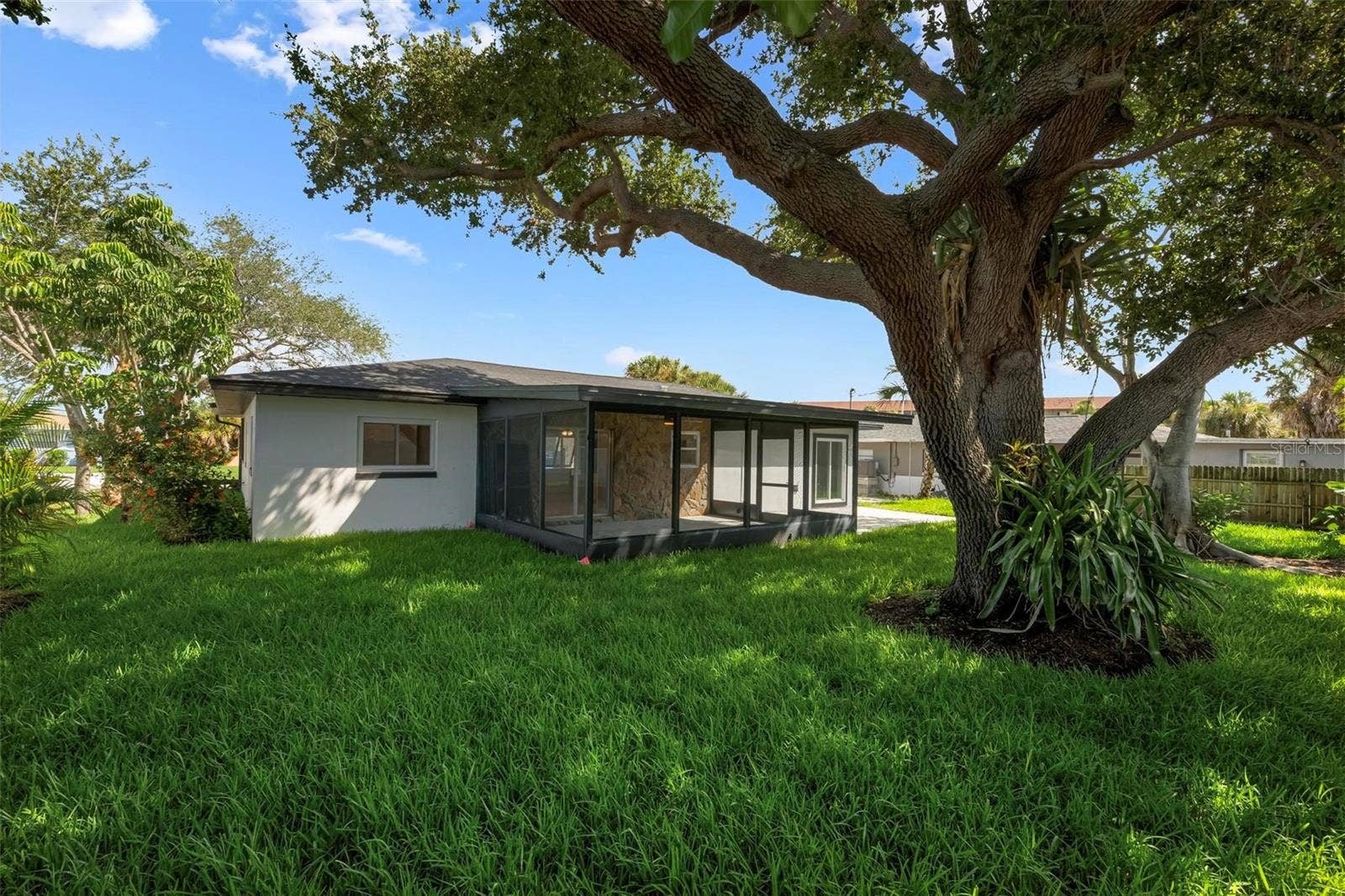 406 88TH AVENUE, St Pete Beach, FL 33706 406 88TH AVENUE, St Pete Beach, FL 33706