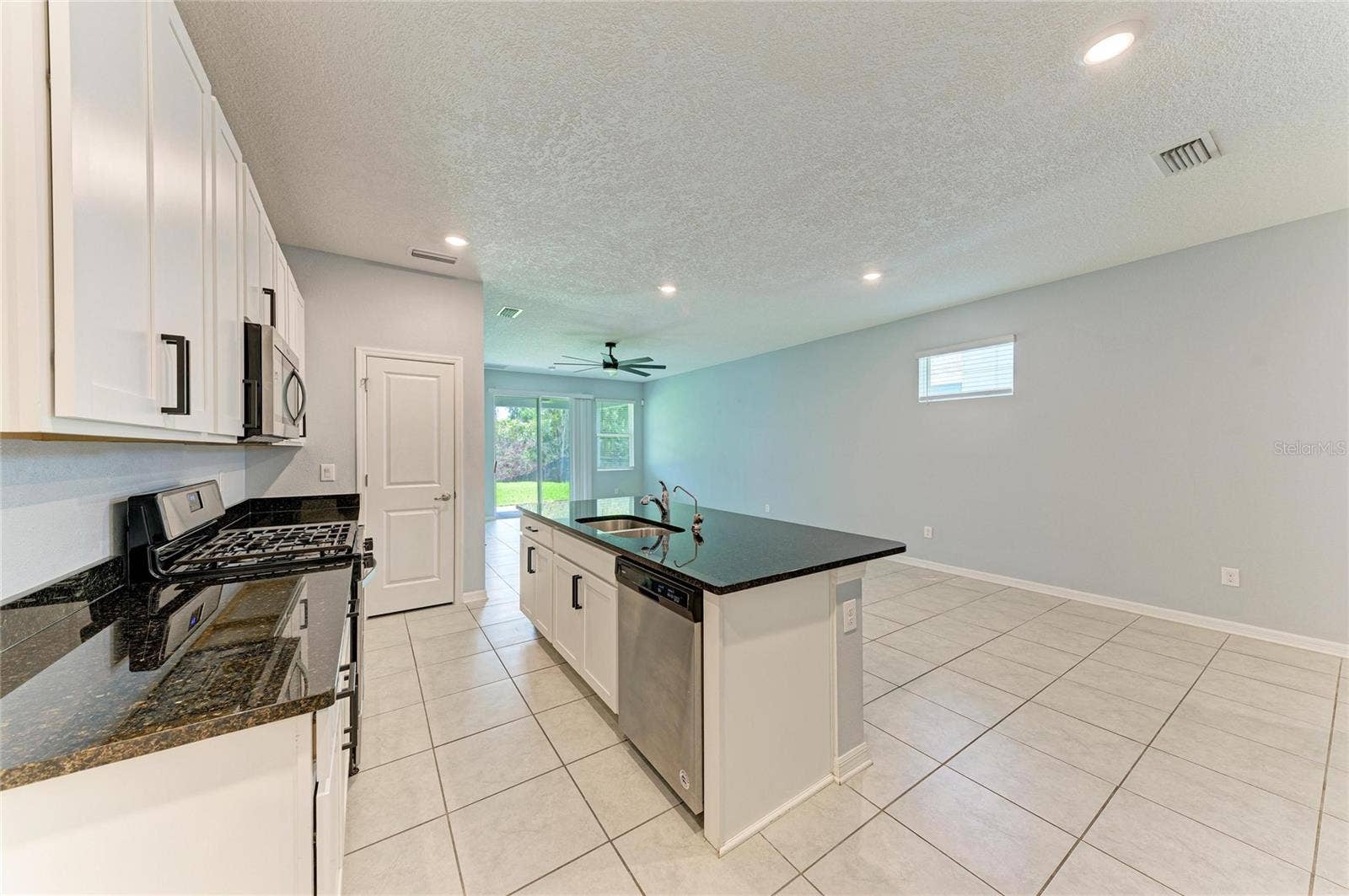 5834 BUNGALOW GROVE COURT, Palmetto, FL 34221 5834 BUNGALOW GROVE COURT, Palmetto, FL 34221