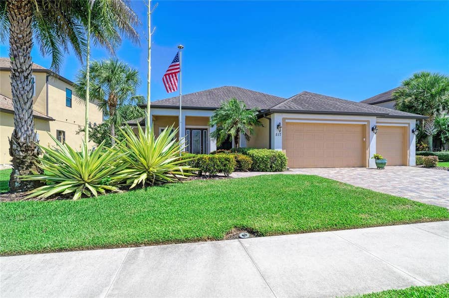 Property photo for 517 CHANTILLY TRAIL, Bradenton, FL