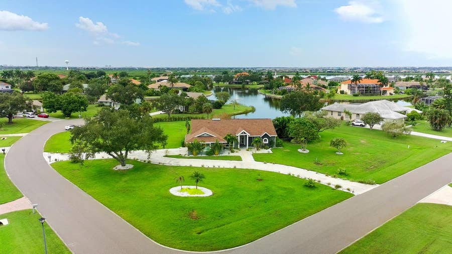 Property photo for 6187 9TH AVENUE CIRCLE NE, Bradenton, FL