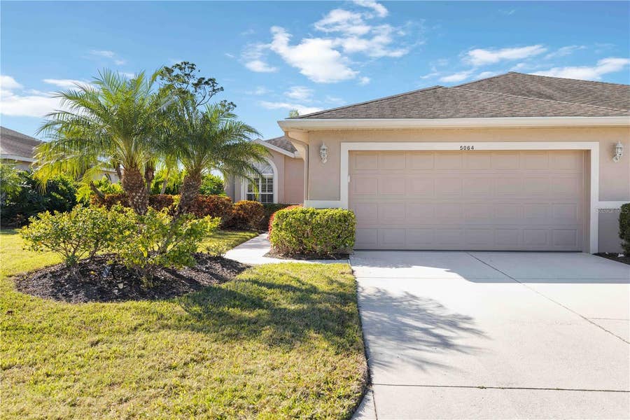 Property photo for 5064 MAHOGANY RUN AVENUE, Sarasota, FL