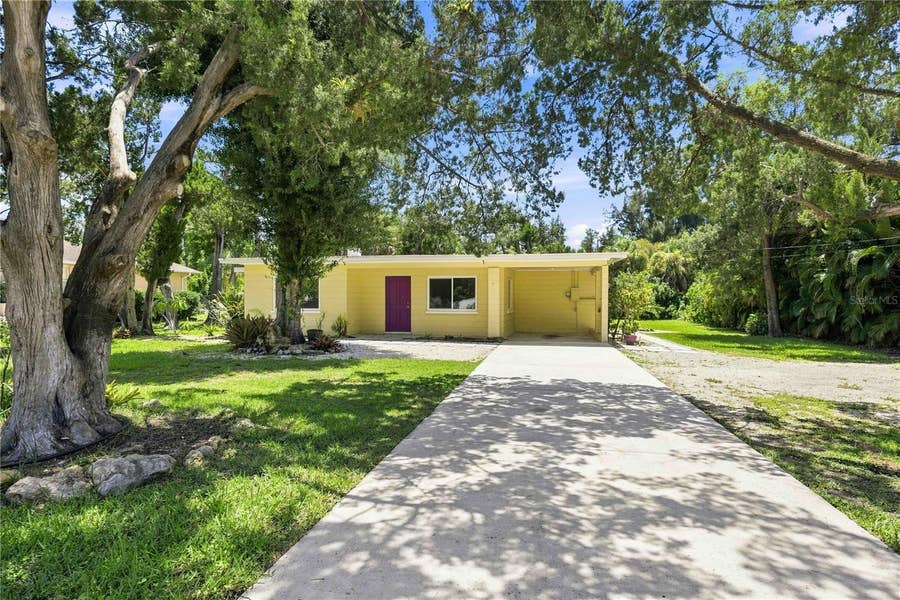 Property photo for 114 LAKEVIEW DRIVE, Nokomis, FL