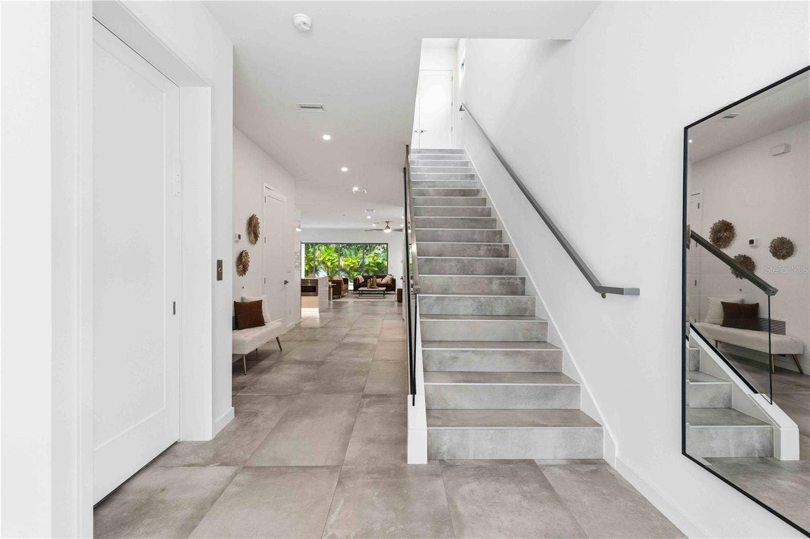 1671 ARLINGTON STREET, Sarasota, FL 34239